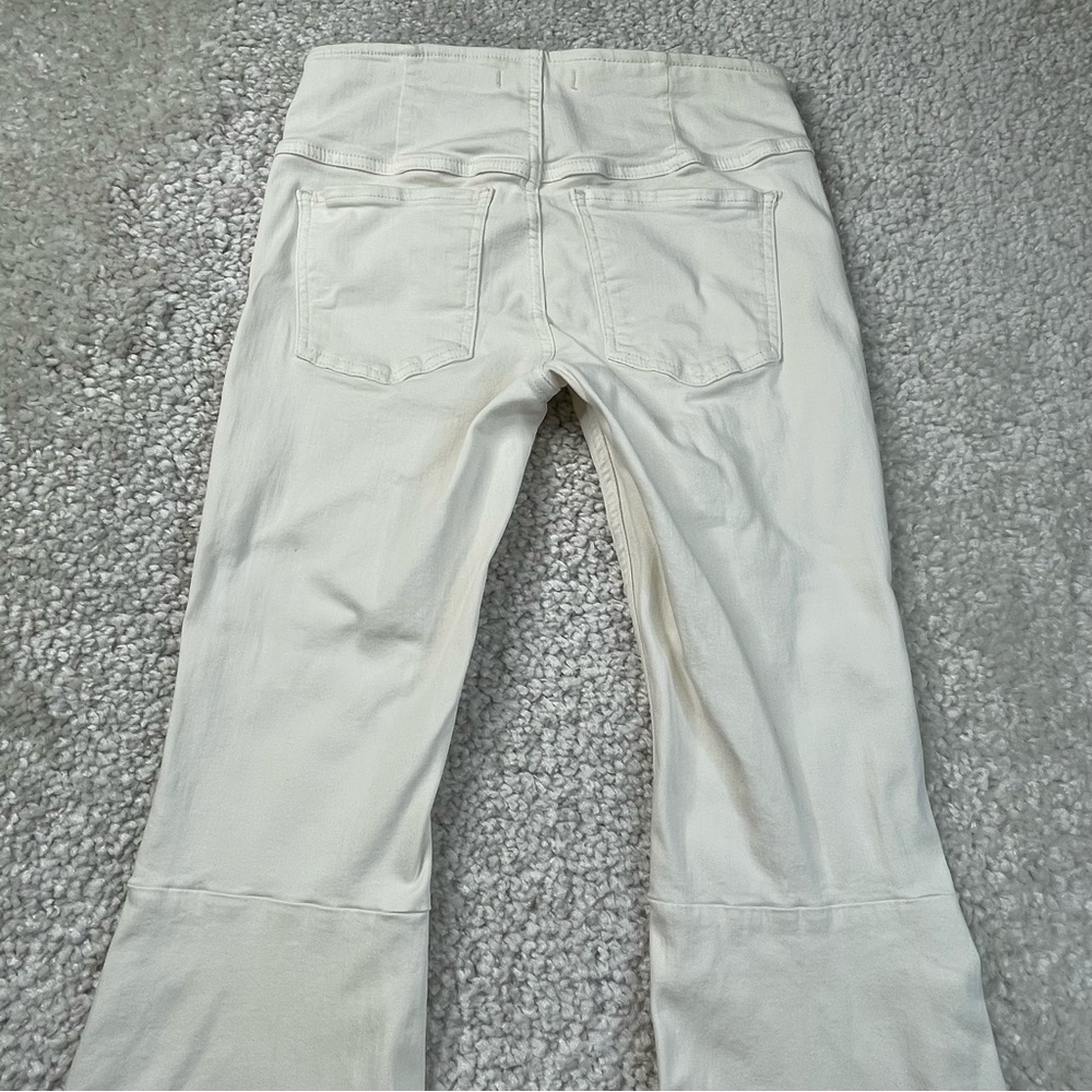 Free People Flare Jeans Womens 28 Bell Bottoms Pull On White Stretchy Denim Boho - Picture 9 of 14